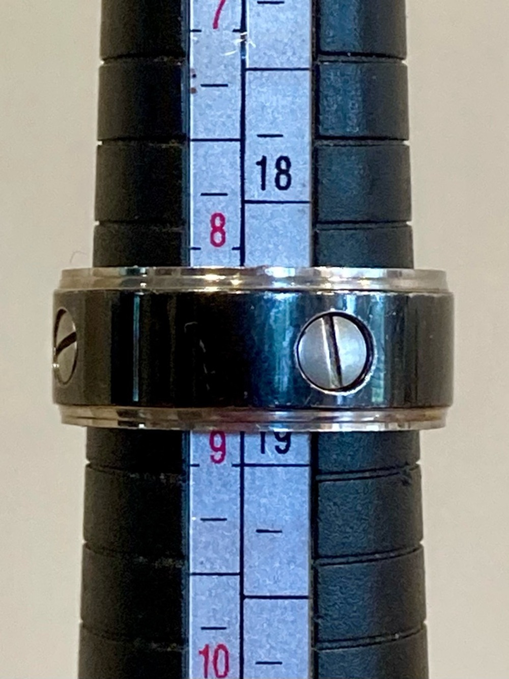 Aldo Black and Silver Screw Accent Men's Ring Size 8.5 - Picture 8 of 13